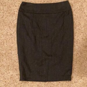 Gray pencil skirt